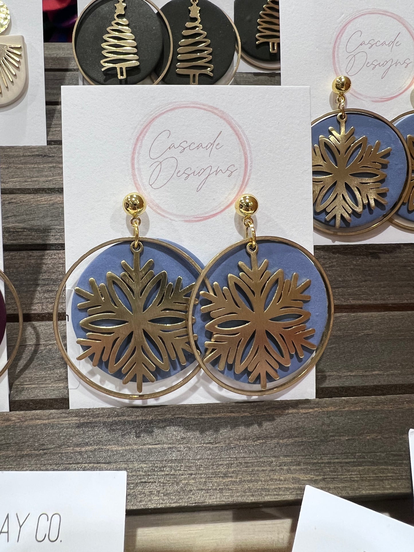 Merri | Festive Holiday Hoop Clay Collection