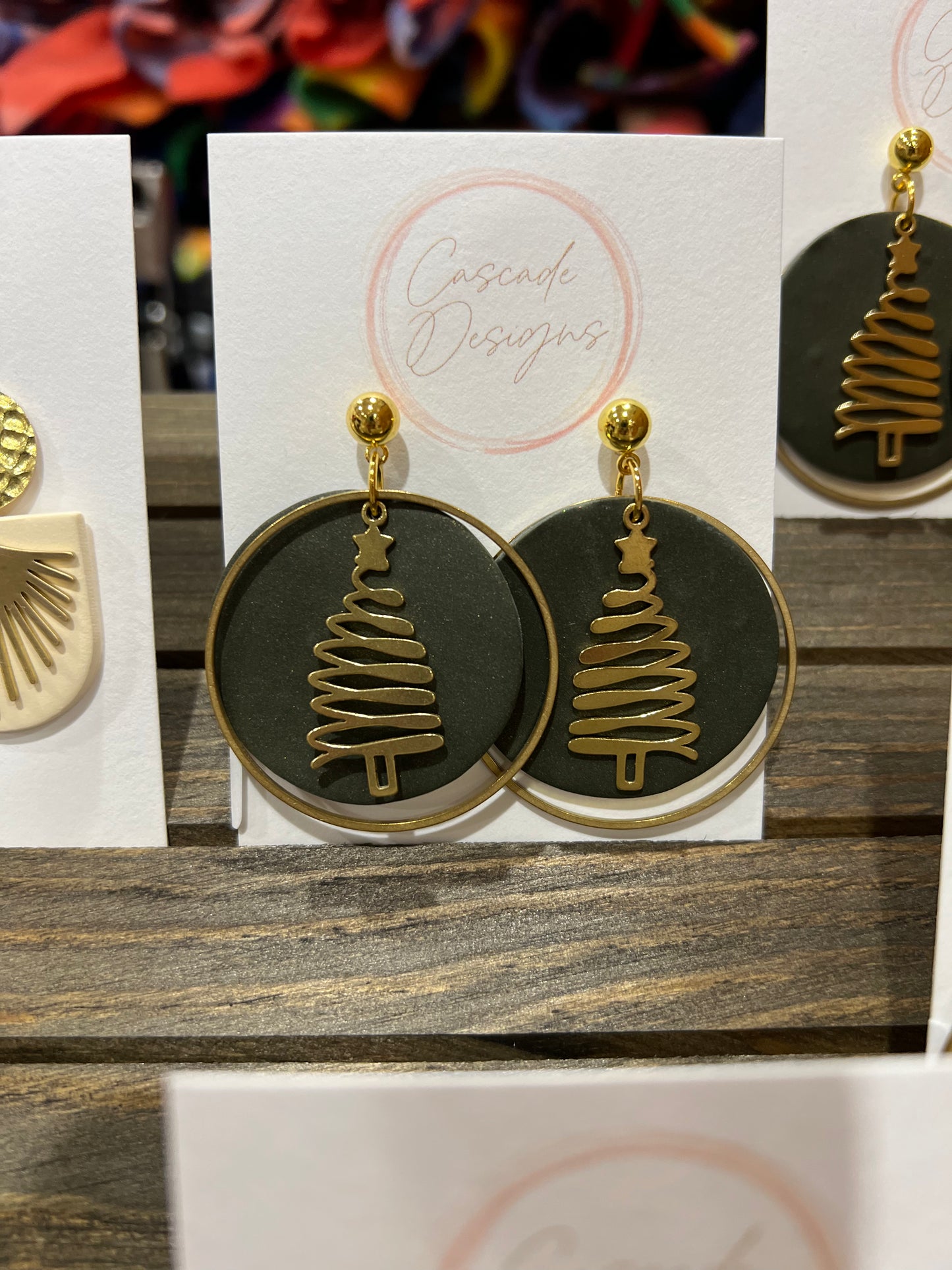 Merri | Festive Holiday Hoop Clay Collection