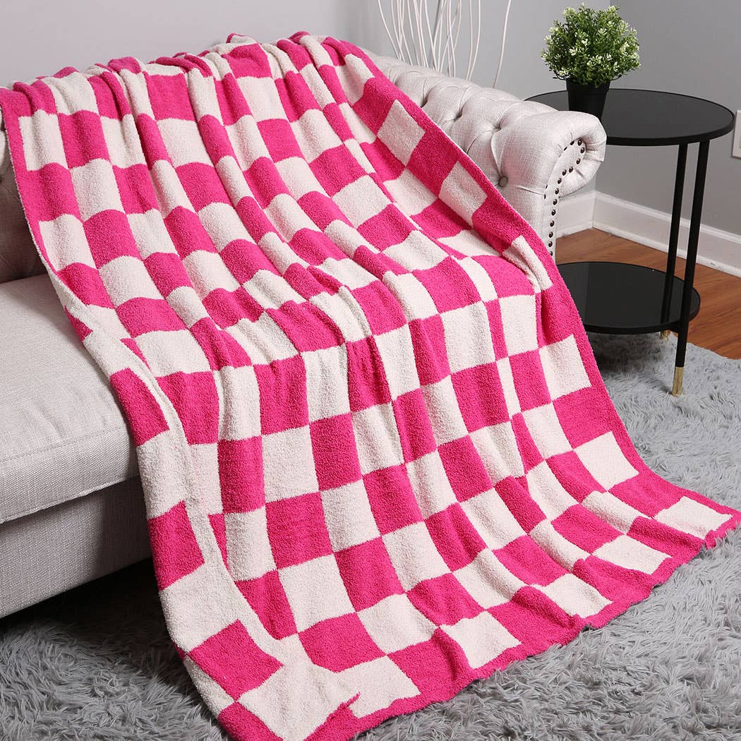 Checkerboard Patterned Throw Blanket